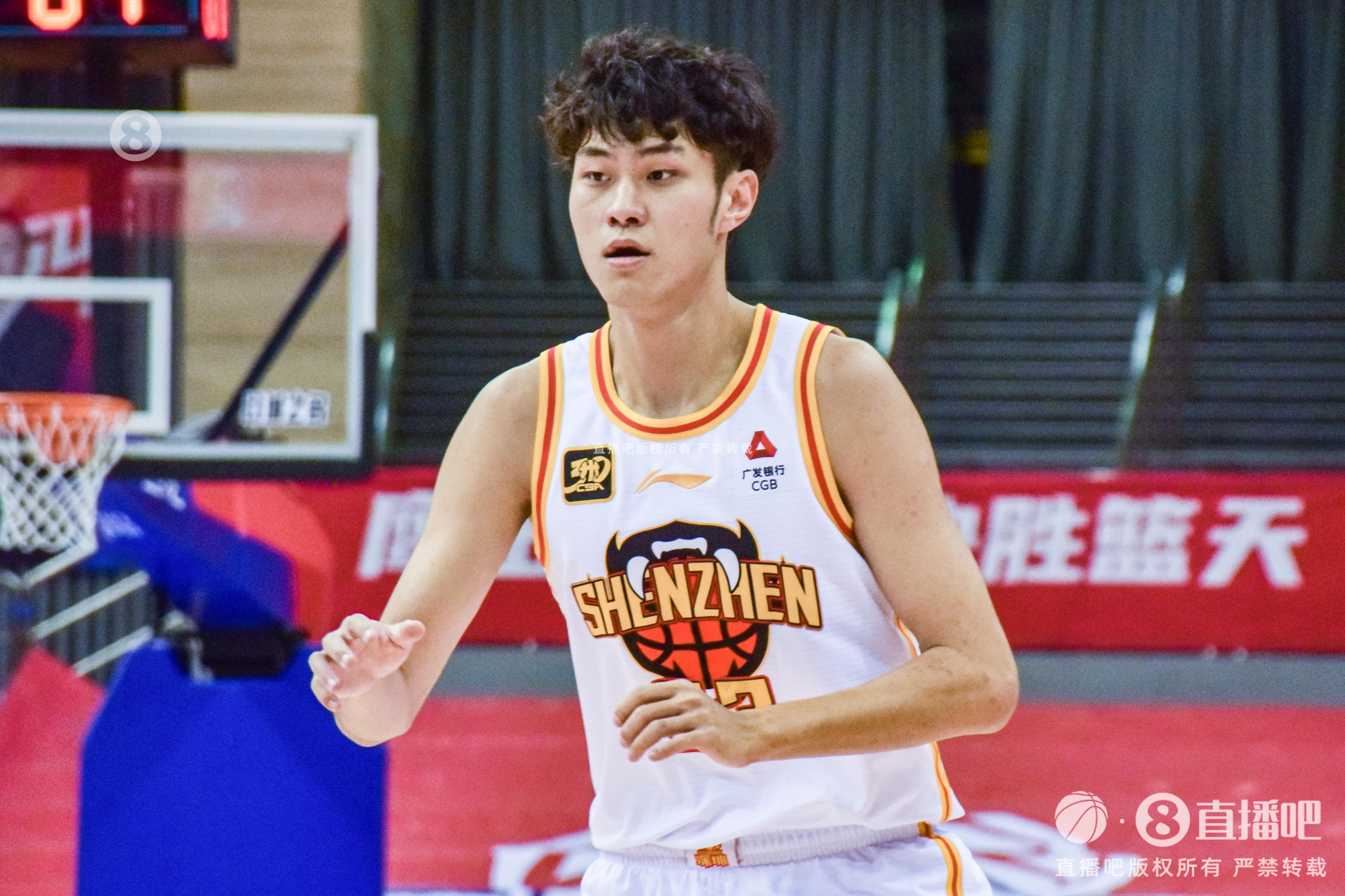 表現(xiàn)出色！王浩然14中7拿到20分3板6助2斷 正負(fù)值+30